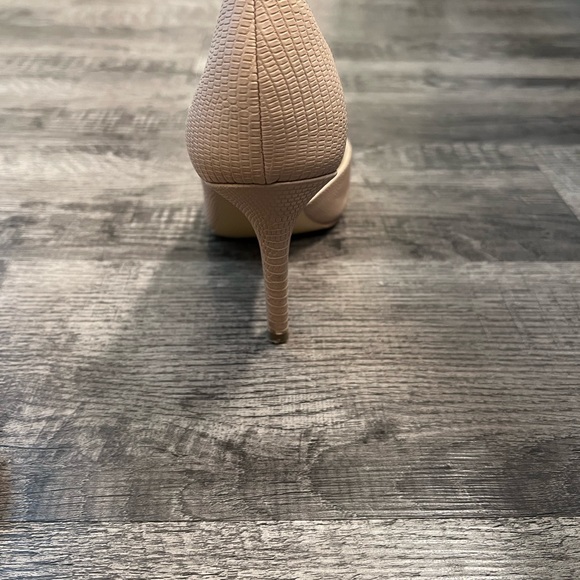 Nude heels - Picture 2 of 6